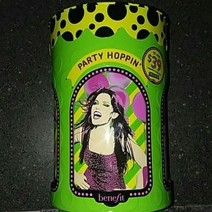 BENEFIT: LIMITED EDITION  PARTY HOPPIN'